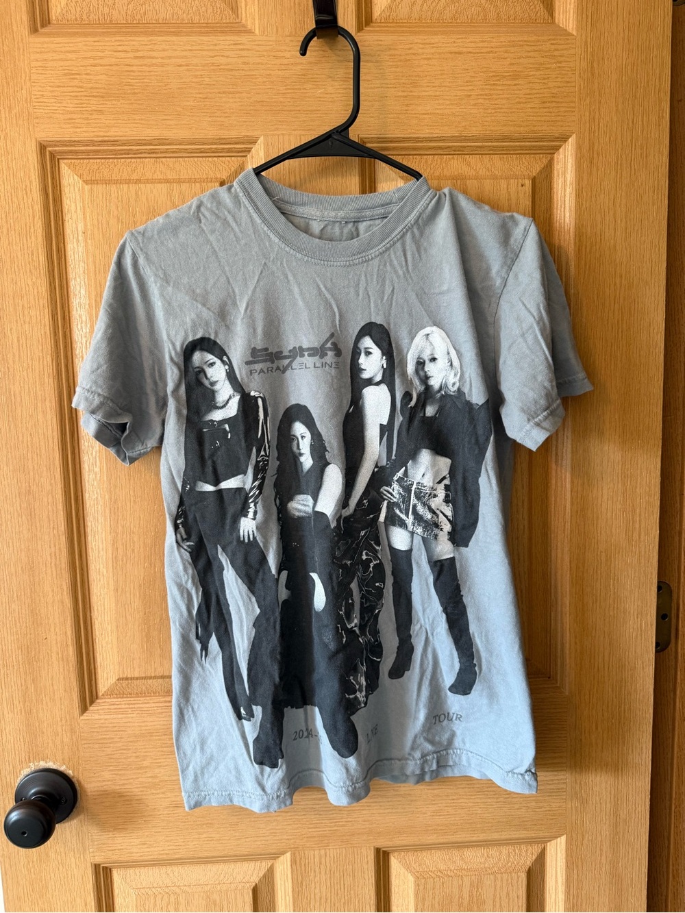 Aespa K-pop Graphic Tee